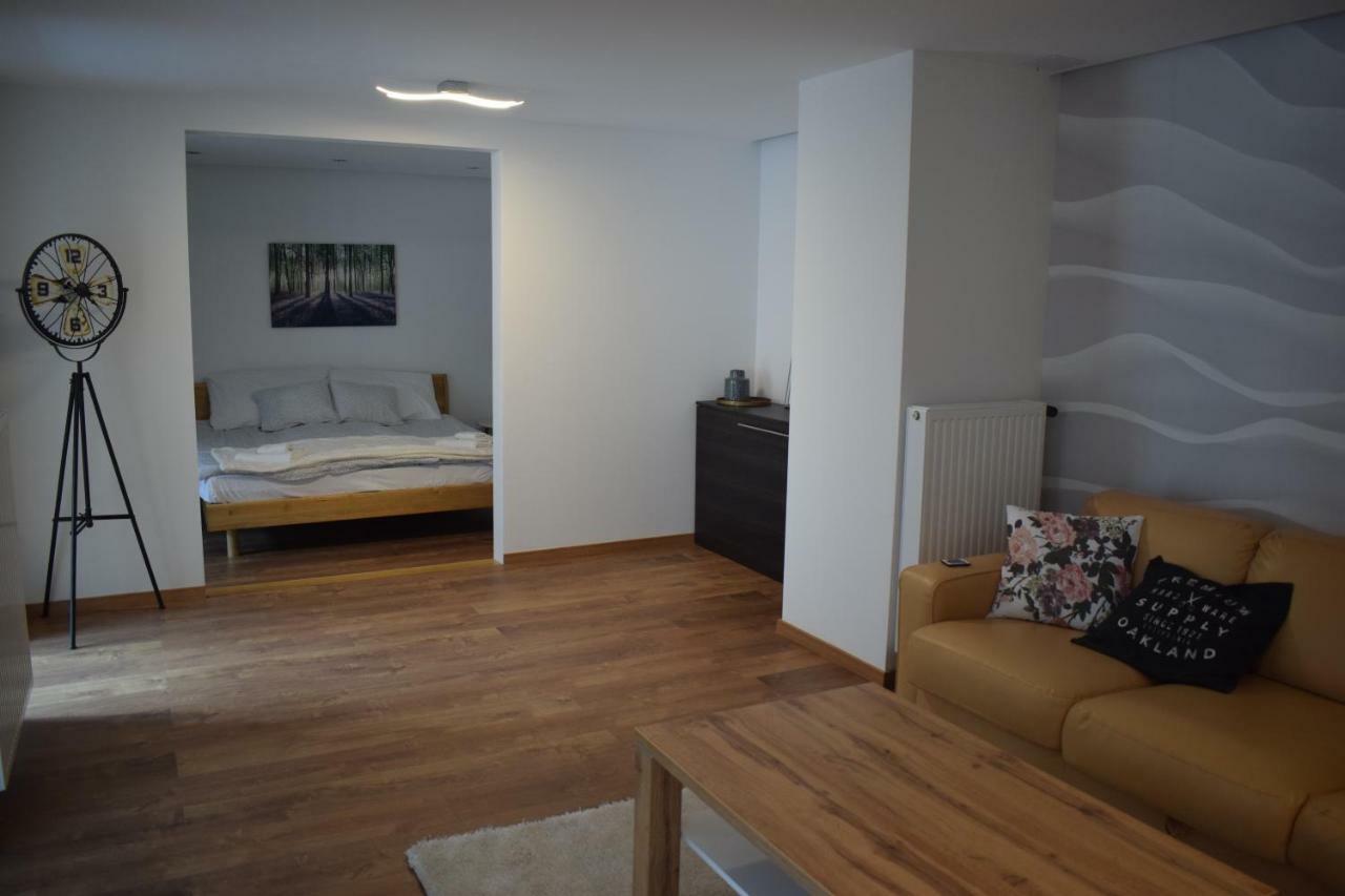 Buborek Apartman Tata Eksteriør billede